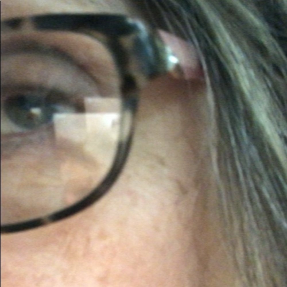 Meet your Posher, Ashli